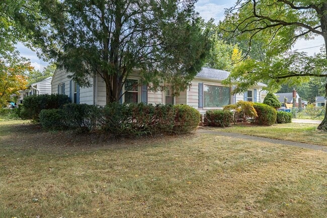 property at 1401 Missouri Ave