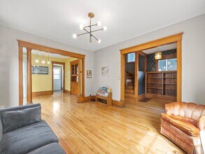 2408 Grand Ave S in Minneapolis, MN - Building Photo - Building Photo