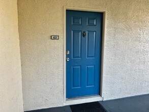 7310 Westpointe Blvd in Orlando, FL - Foto de edificio - Building Photo