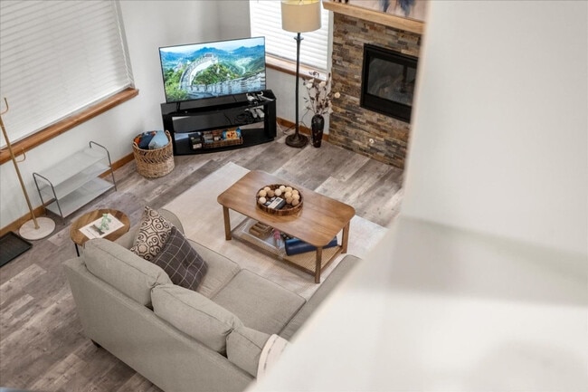 123 Mowich Way, Unit SI ID1035887P in Ashford, WA - Building Photo - Building Photo