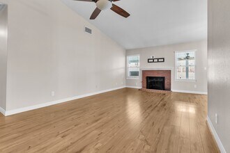 244 White Oak Rd in Lake Elsinore, CA - Building Photo - Building Photo