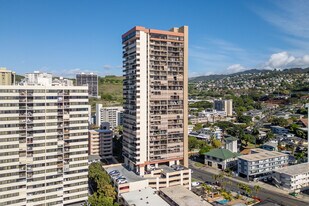 Wilder at Piikoi in Honolulu, HI - Building Photo