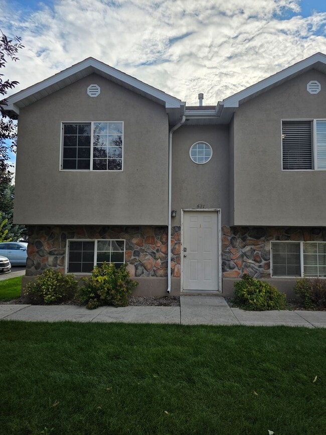 621 Valinda Ln in Rexburg, ID - Building Photo - Building Photo