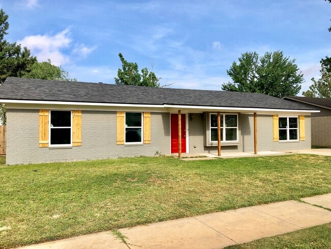 property at 815 Hickory St