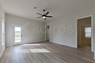 209 Peppercorn Wy in Lafayette, LA - Building Photo - Building Photo