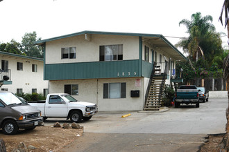 1835 N Vulcan Ave in Encinitas, CA - Building Photo - Building Photo