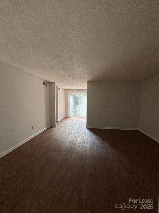 property at 2026 Harvest Ln