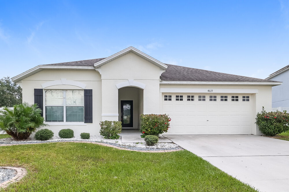 4619 Caverns Dr in Kissimmee, FL - Building Photo