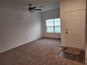 18412 Speculator Ln in Elgin, TX - Building Photo - Building Photo