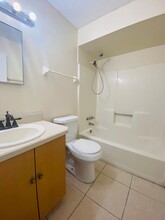1717 Birchwood Cir in Leesburg, FL - Building Photo - Building Photo