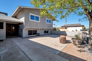 4506 S Willow Dr in Tempe, AZ - Building Photo