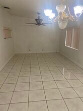 663 White Water Dr in West Palm Beach, FL - Building Photo - Building Photo