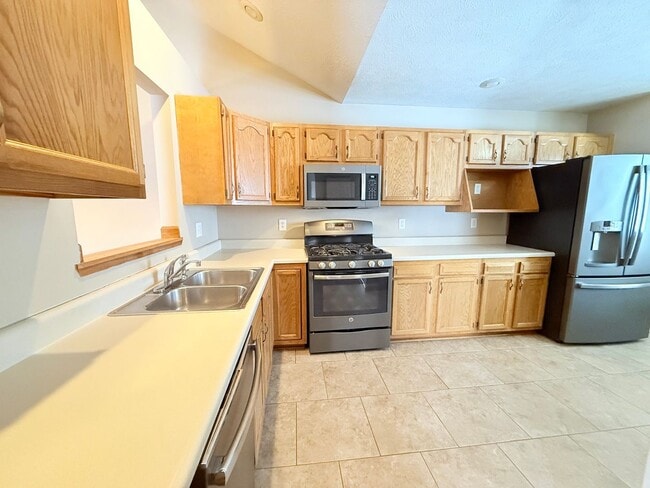 3502 Wilder Dr in Bloomington, IL - Building Photo - Building Photo