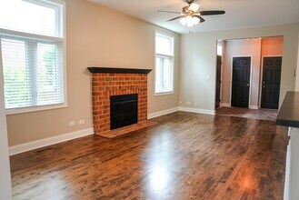 5 Mashie Ct in Woodridge, IL - Building Photo - Building Photo