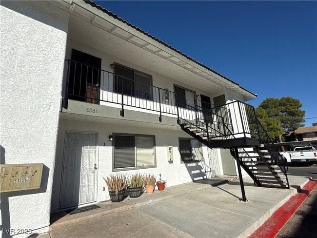 property at 5336 Mancos Ct