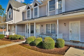 803 New Brookland Pl in West Columbia, SC - Building Photo - Building Photo