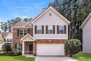 75 Black Diamond Dr in Fairburn, GA - Building Photo