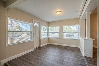 5624 Balboa Dr in Orlando, FL - Building Photo - Building Photo