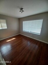 310 W Earll Dr-Unit -101 in Phoenix, AZ - Building Photo - Building Photo