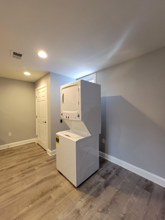 7812 Stanley Ln, Unit 1