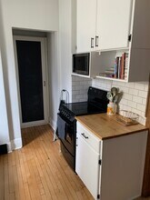 1335 39th Street, Unit 1335 39th in Des Moines, IA - Building Photo - Building Photo