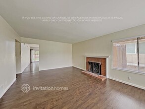 13481 Laurelhurst Rd in Moorpark, CA - Building Photo - Building Photo
