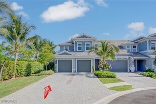 2640 Seychelles Cir in Naples, FL - Building Photo