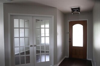 2710 Sandberry Dr in Houston, TX - Building Photo - Building Photo