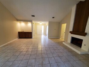 1205 Doonesbury Dr in Austin, TX - Building Photo - Building Photo