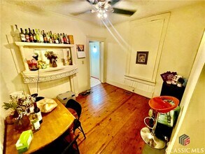 895 Oconee St in Athens, GA - Building Photo - Building Photo