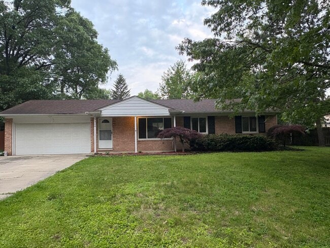 3304 Maple Dr in Ypsilanti, MI - Building Photo - Building Photo