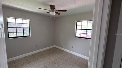 210 N Lone Oak Dr in Leesburg, FL - Building Photo - Building Photo