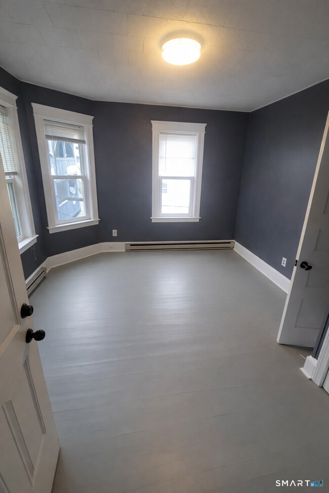 155 Congress Ave in Waterbury, CT - Building Photo - Building Photo