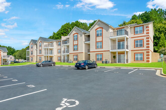 Crown Point Luxury Apartments at Kingsport in Concord, NC - Building Photo - Building Photo