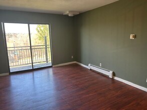 5995 W Hampden Ave in Denver, CO - Building Photo - Building Photo