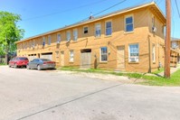 Tejano Apartments in Houston, TX - Foto de edificio - Building Photo