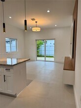 11620 SW 241st St in Princeton, FL - Building Photo - Building Photo