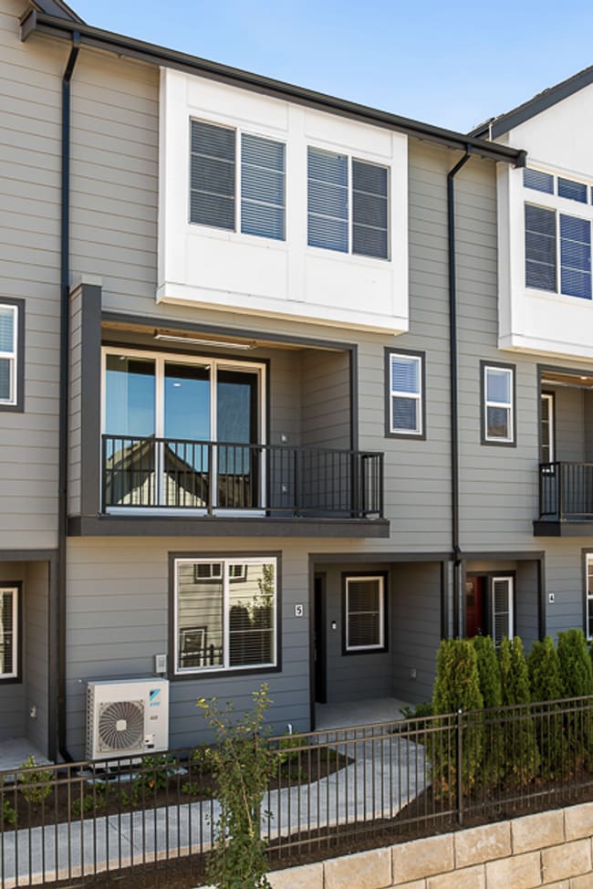 18862 67th Ave NE in Kenmore, WA - Building Photo - Building Photo