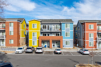 University Flats in Greeley, CO - Building Photo - Building Photo