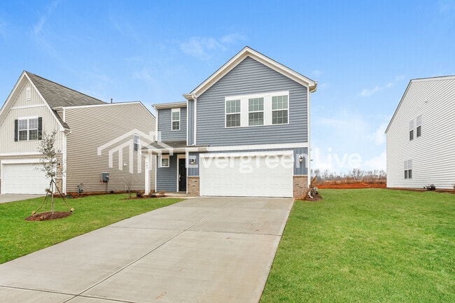 2 Donemere Way in Fountain Inn, SC - Building Photo - Building Photo