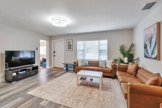 3202 E Jean St in Tampa, FL - Building Photo - Building Photo