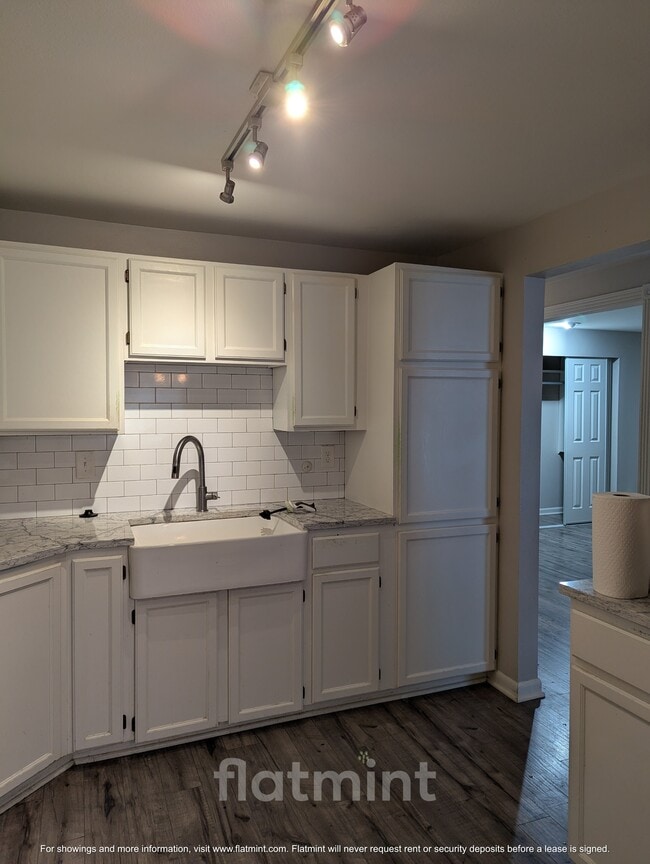 8720 Phinney Ave N in Seattle, WA - Building Photo - Building Photo