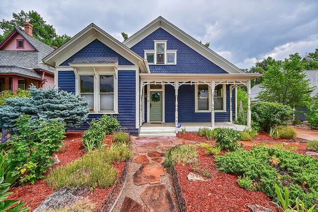 1824 W Colorado Ave, Unit A in Colorado Springs, CO - Building Photo - Building Photo