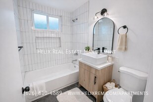 1712 N Sierra Bonita Ave in Pasadena, CA - Building Photo