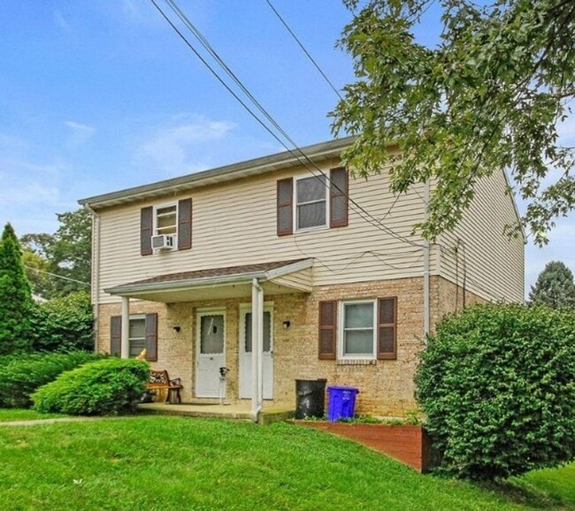 property at 132 N Pleasant Ave