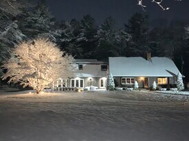 154 Grove St in Norwell, MA - Building Photo