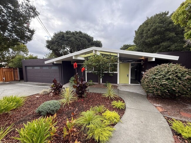 property at 819 Greenberry Ln