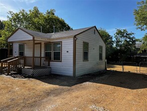 214 E Little St in Duncanville, TX - Building Photo - Building Photo