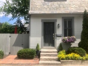 669 S Grant Ave in Columbus, OH - Building Photo - Building Photo