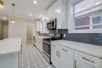 905 E Park Ave in Savannah, GA - Building Photo - Building Photo